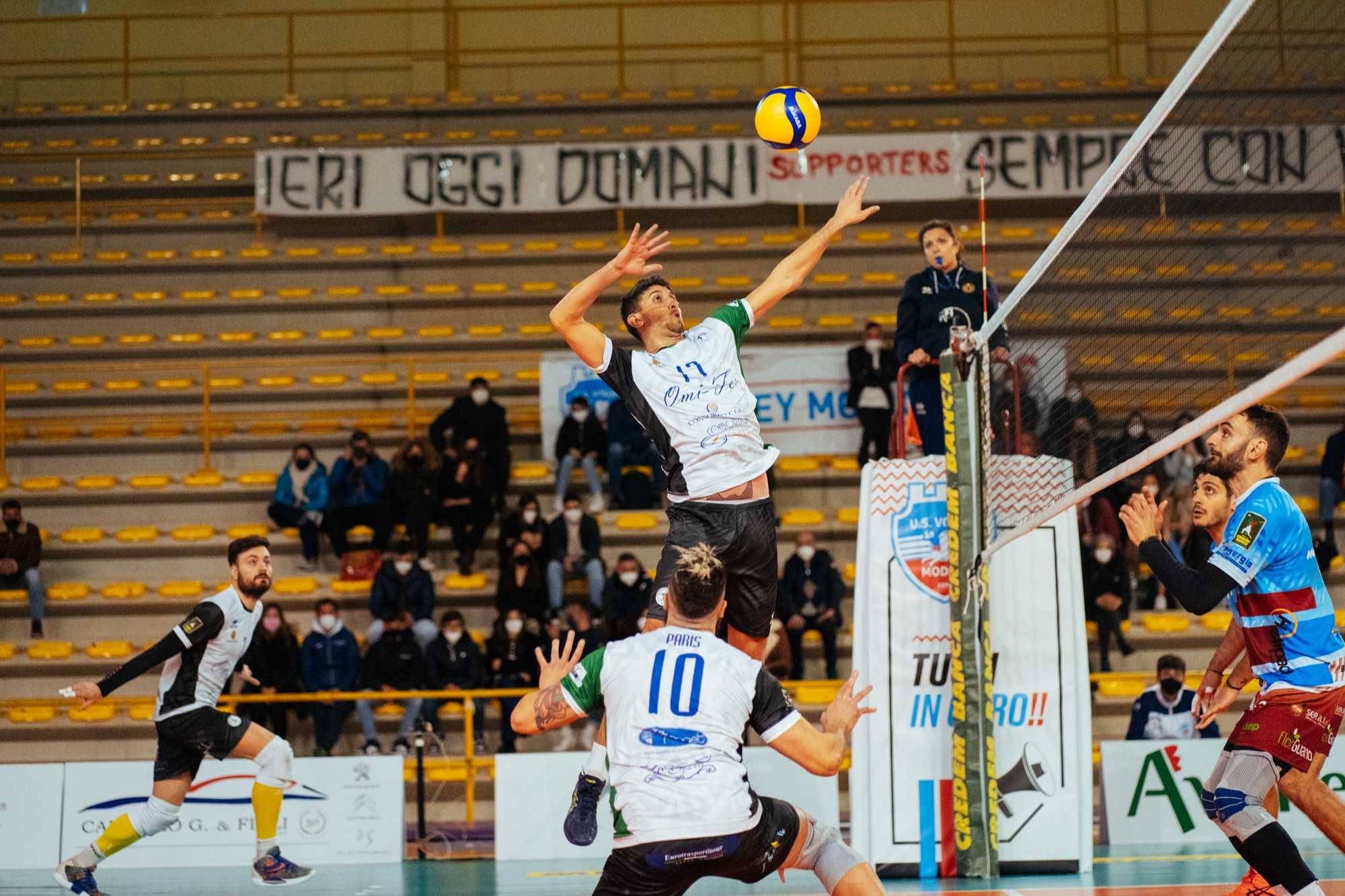 Palmi vince a Modica
