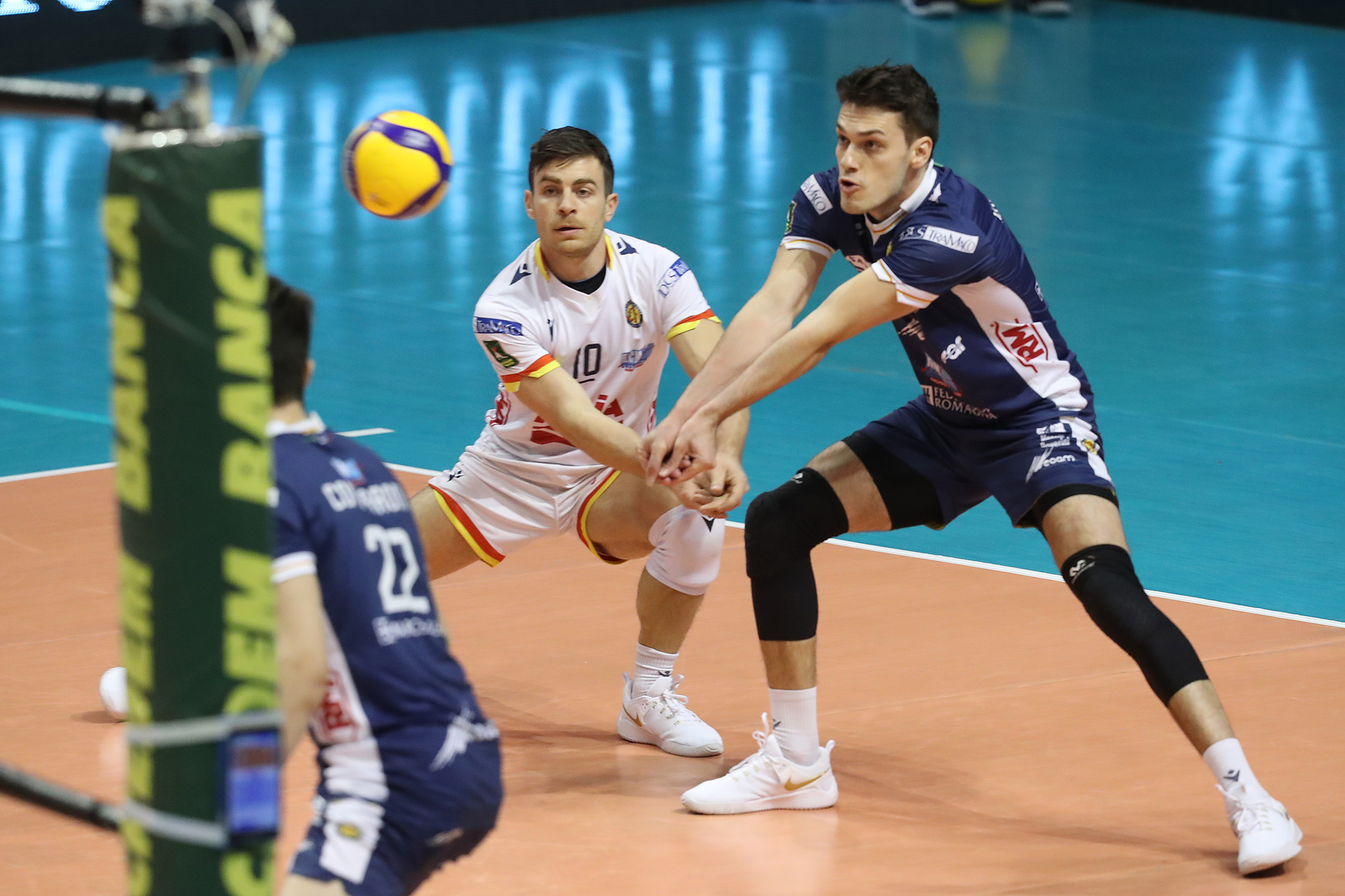Goi e Vukasinovic