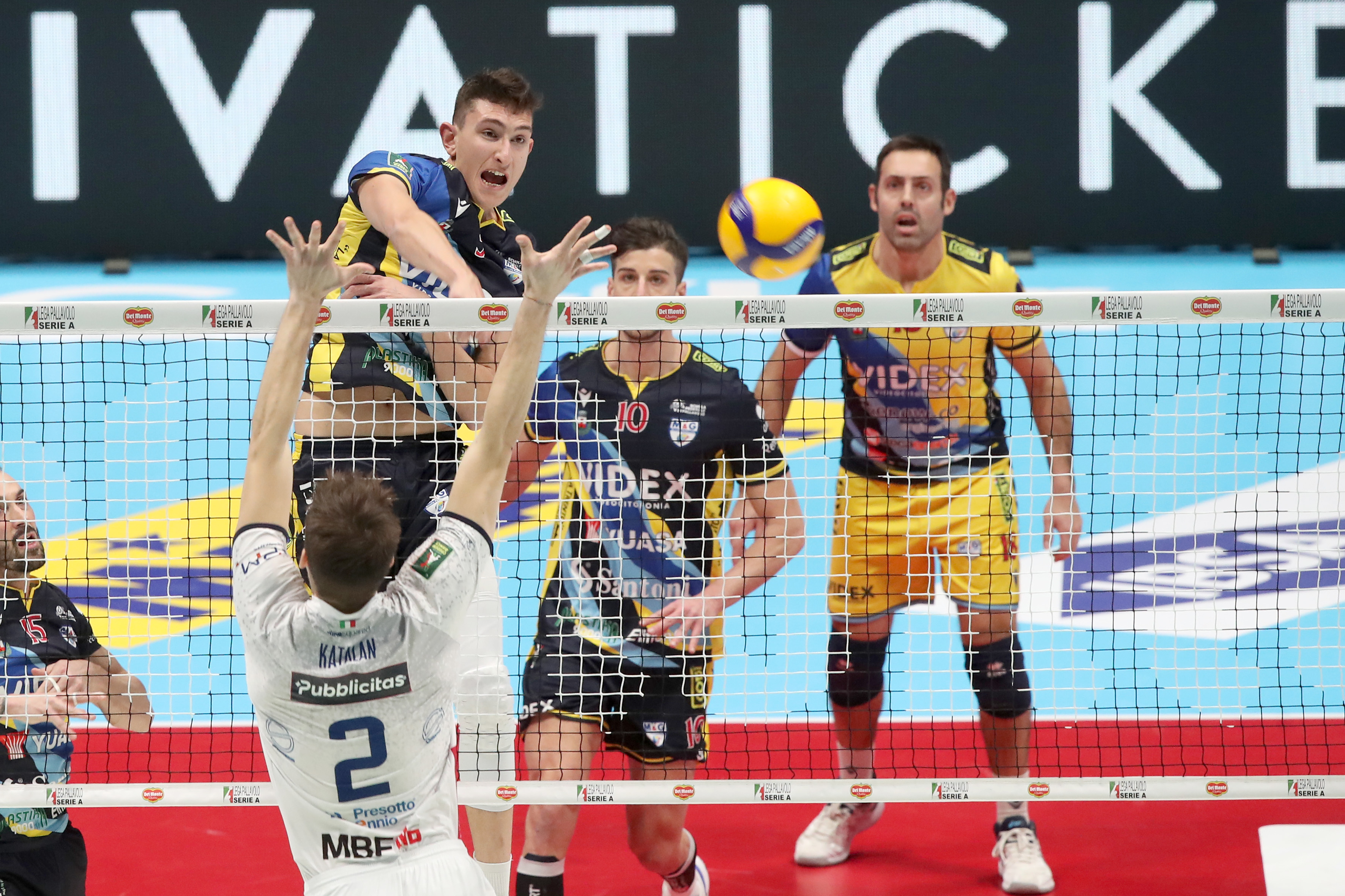 BOLOGNA 5/O3/22. VOLLEY PALLAVOLO - DEL MONTE COPPA ITALIA A3. Videx Grottazzolina - Tinet Prata Pordenone.