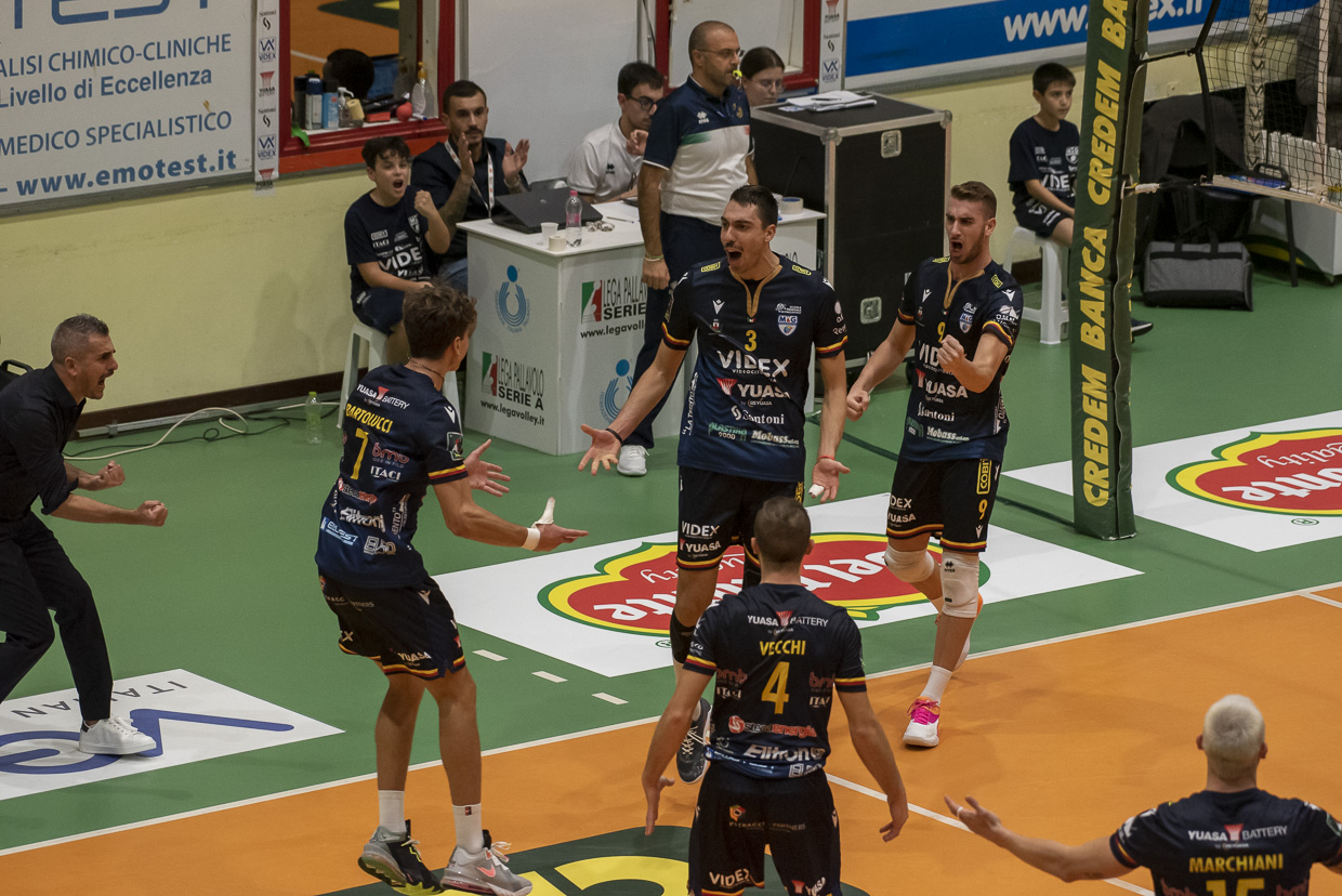 Cubito e la squadra