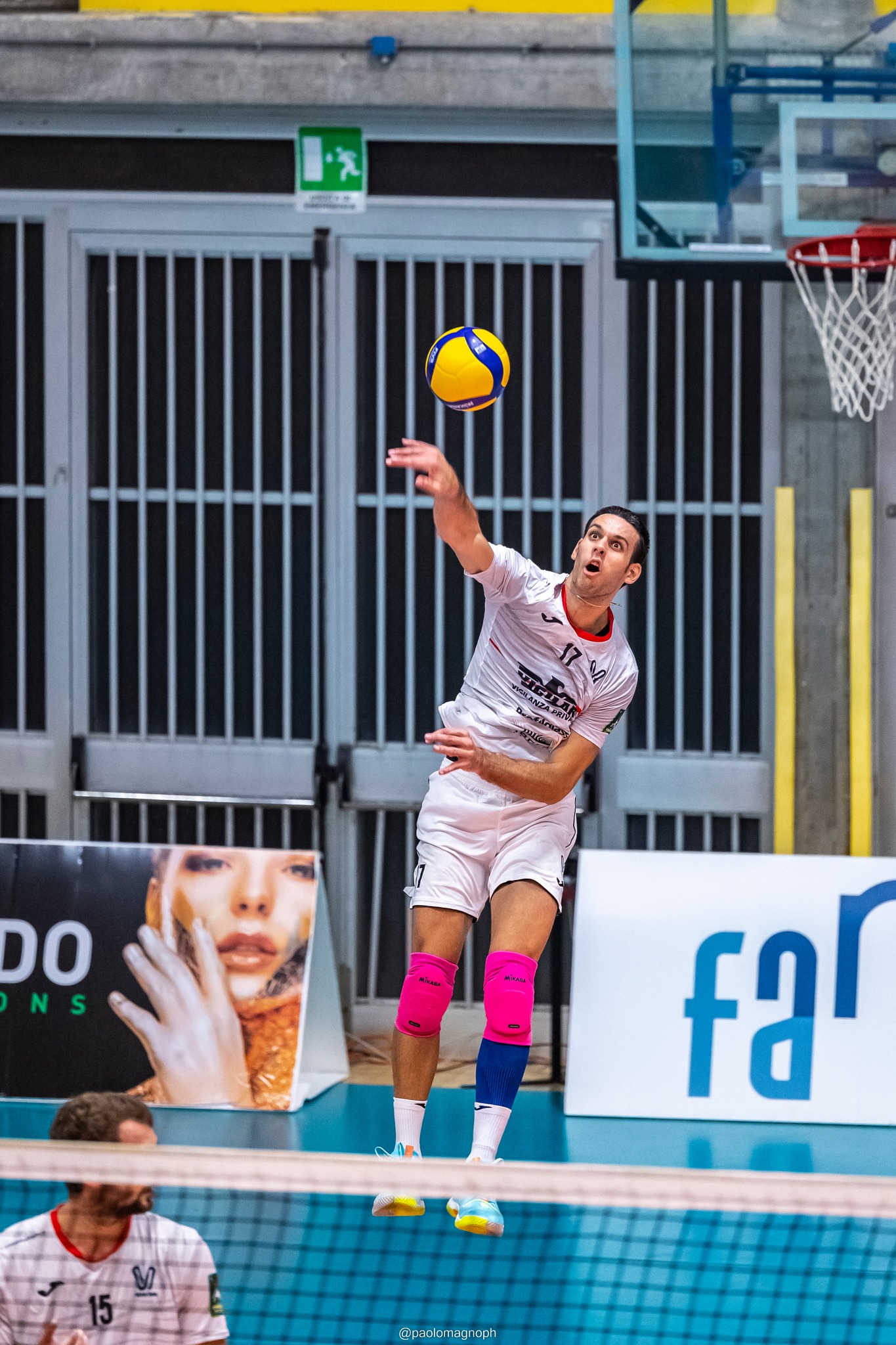 virtus - san giustino con gozzo in battuta