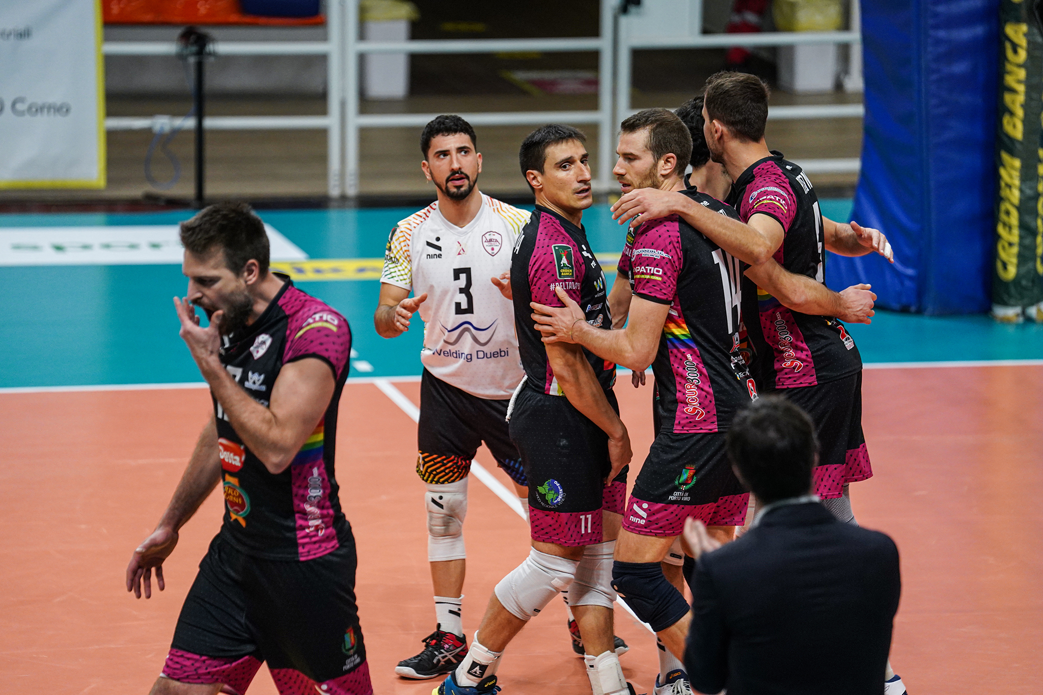 Coppa Italia - QF - Castellana-Delta 3-0 - Delusione nerofucsia