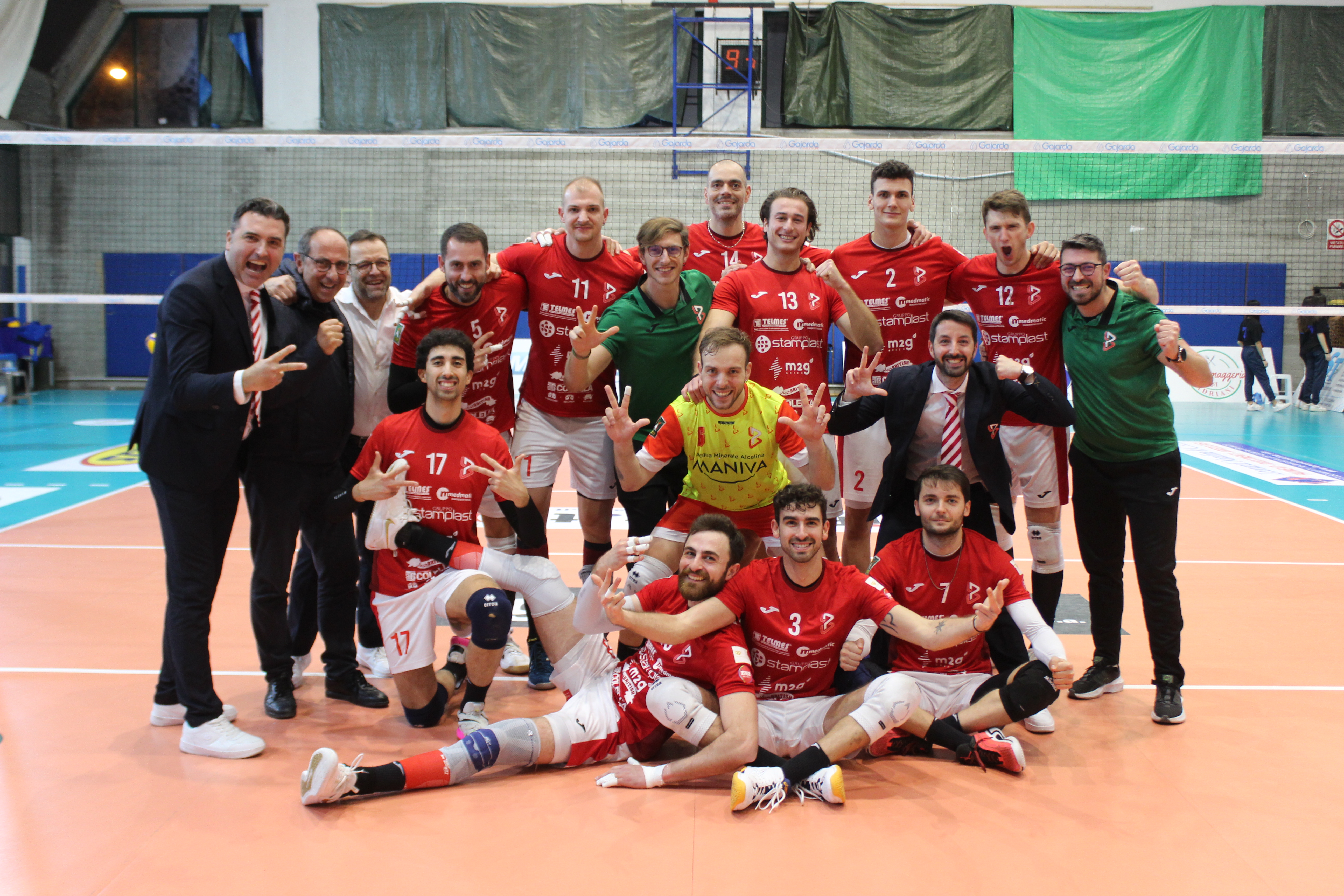 BARI SBANCA IL PALASPORT DI MONTEFIASCONE
