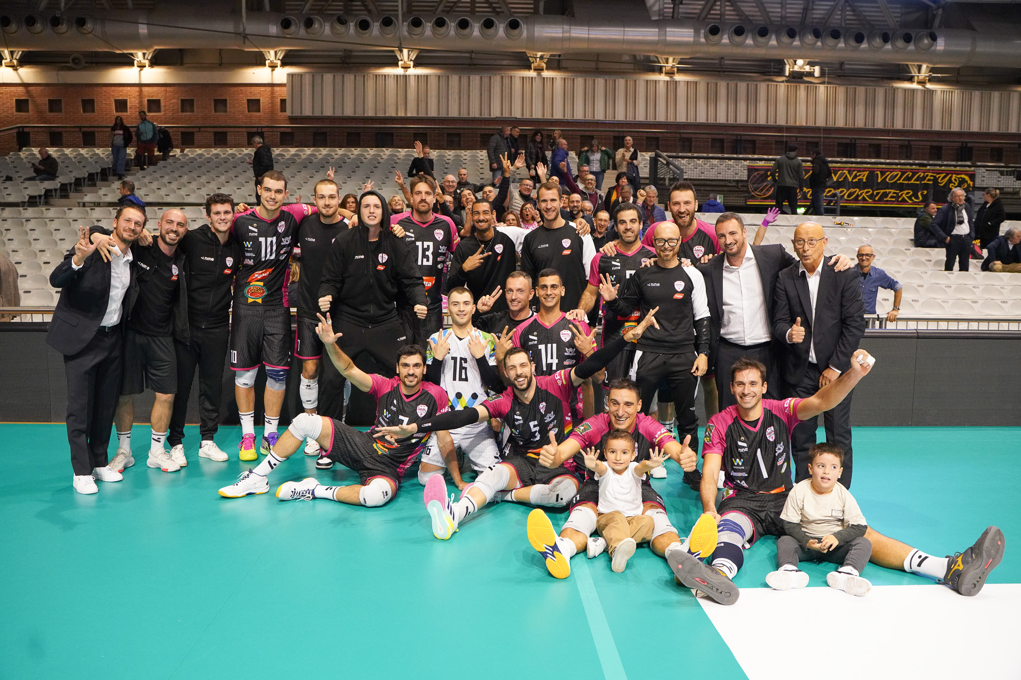 01. Ravenna-Delta Group 0-3 - Festa nerofucsia