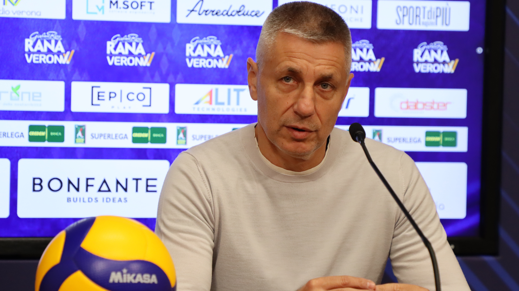 coach Stoytchev presenta Rana Verona-Itas Trentino