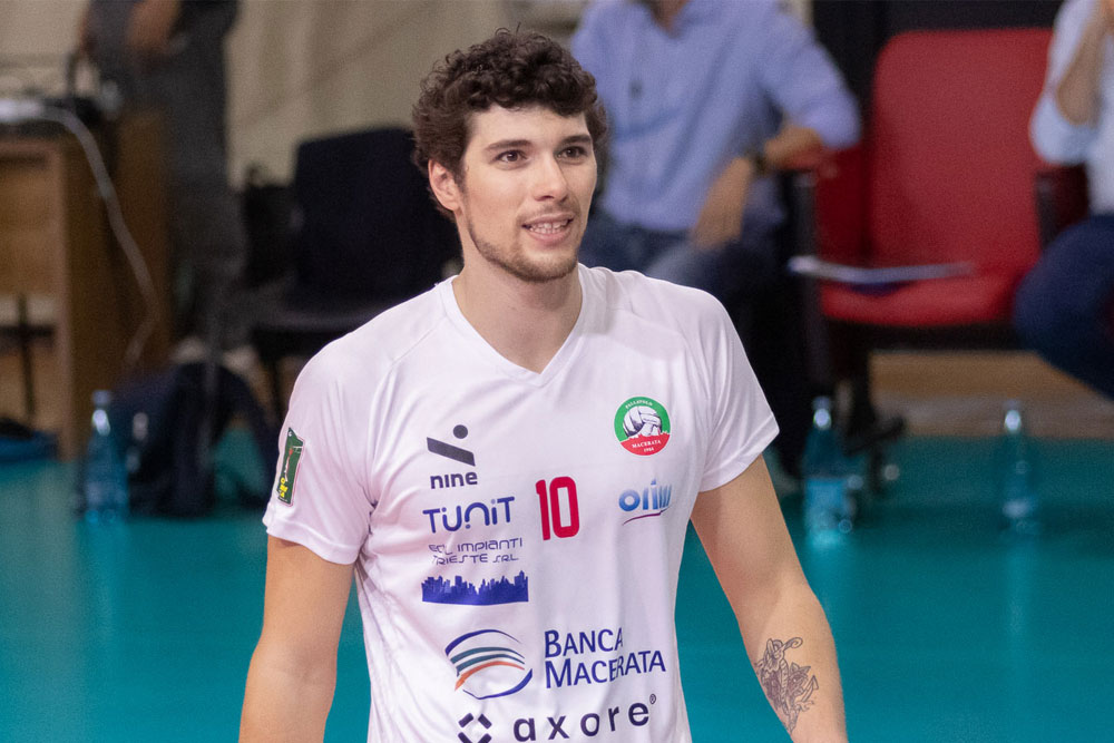 pallavolo-macerata-Casaro, “Vogliamo rifarci, sappiamo che ogni weekend è una battaglia”