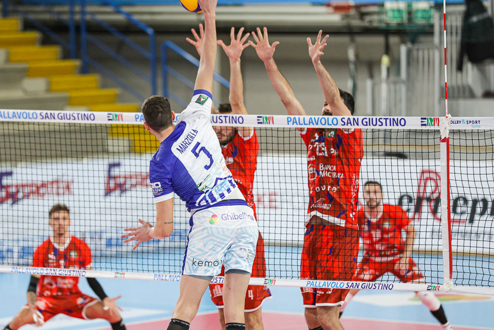 pallavolo-macerata-Macerata sfiora la rimonta, solo un punto a San Giustino
