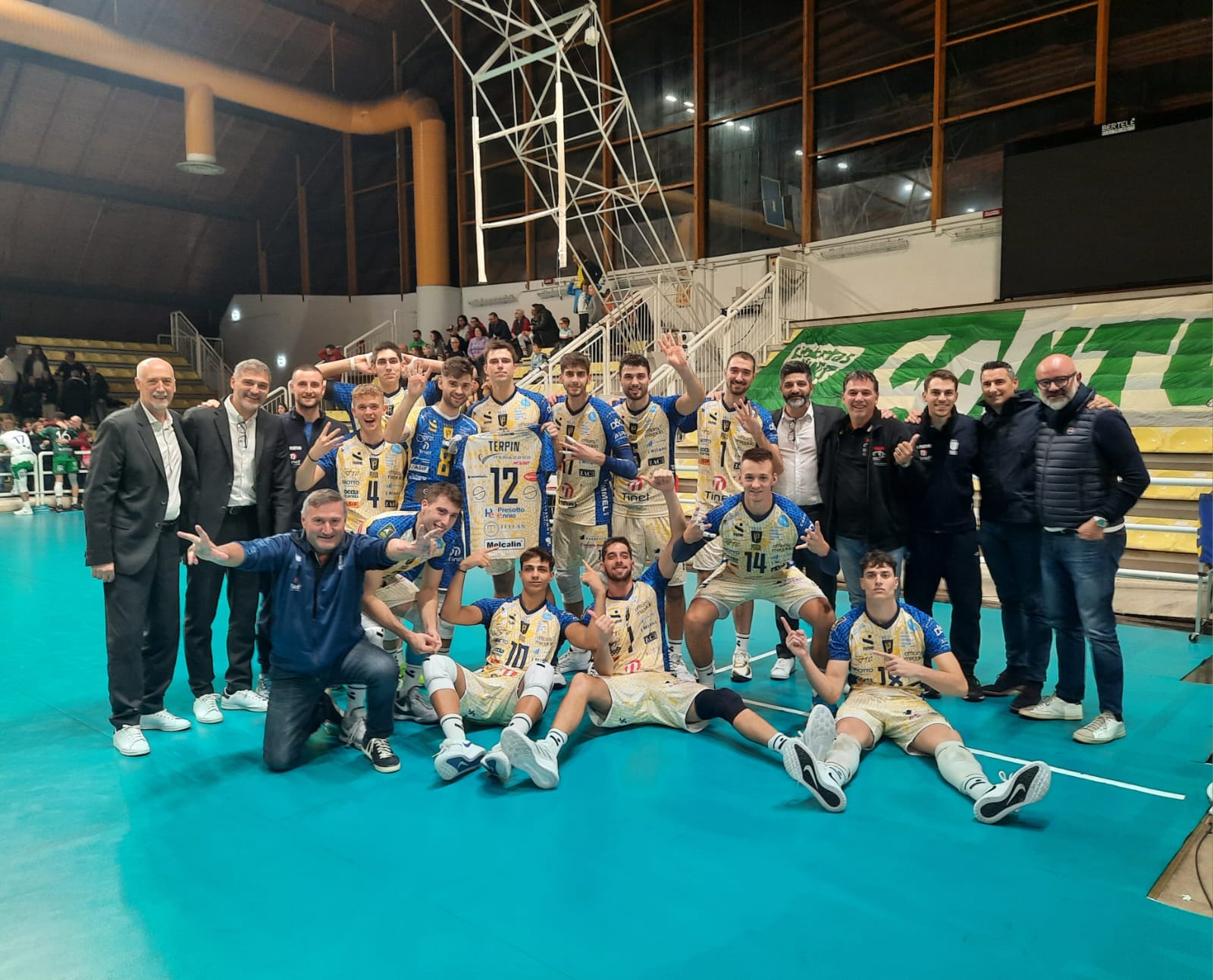 vittoria cantù andata