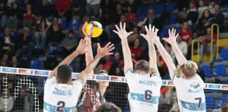 Milano rimonta due set, ma torna con un punto da Civitanova
