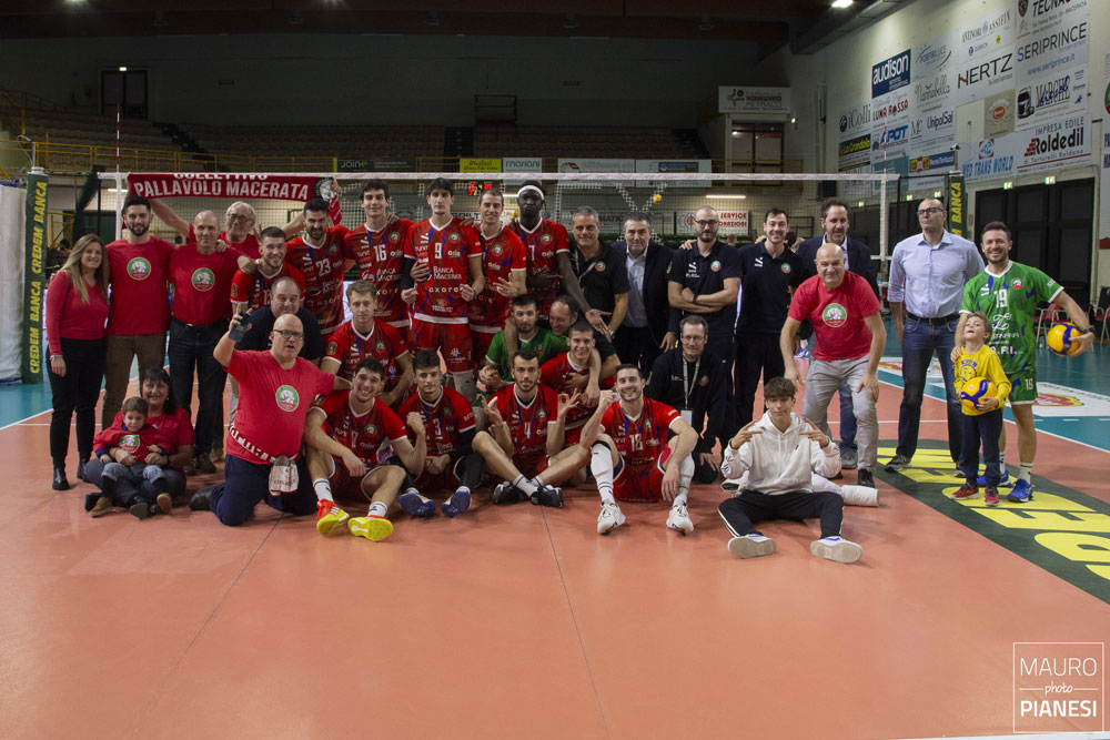 pallavolo-macerata-Prova di forza di Macerata San Giustino ribaltato 3-1