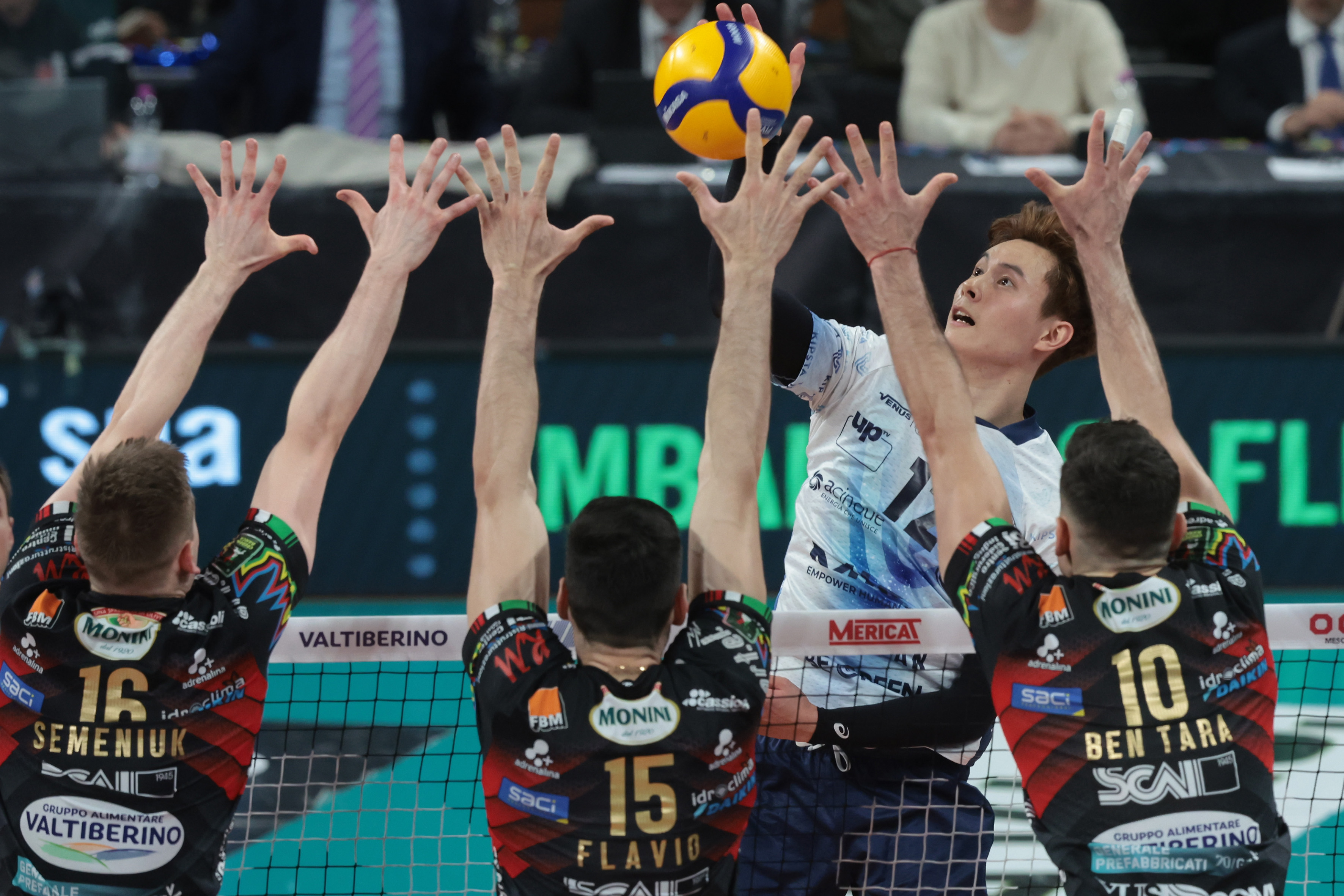 PERUGIA 18/04/2024. LEGAVOLLEY - FINALE SCUDETTO SUPERLEGA GARA 1. Sir Susa Vim Perugia - Mint Vero Volley Monza.