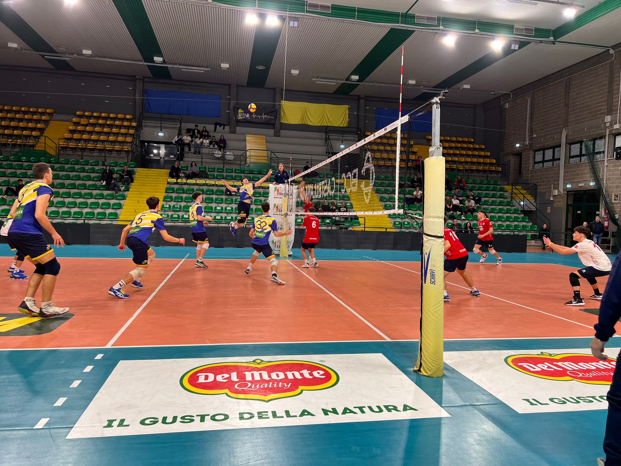 nmv_juniorleague_1