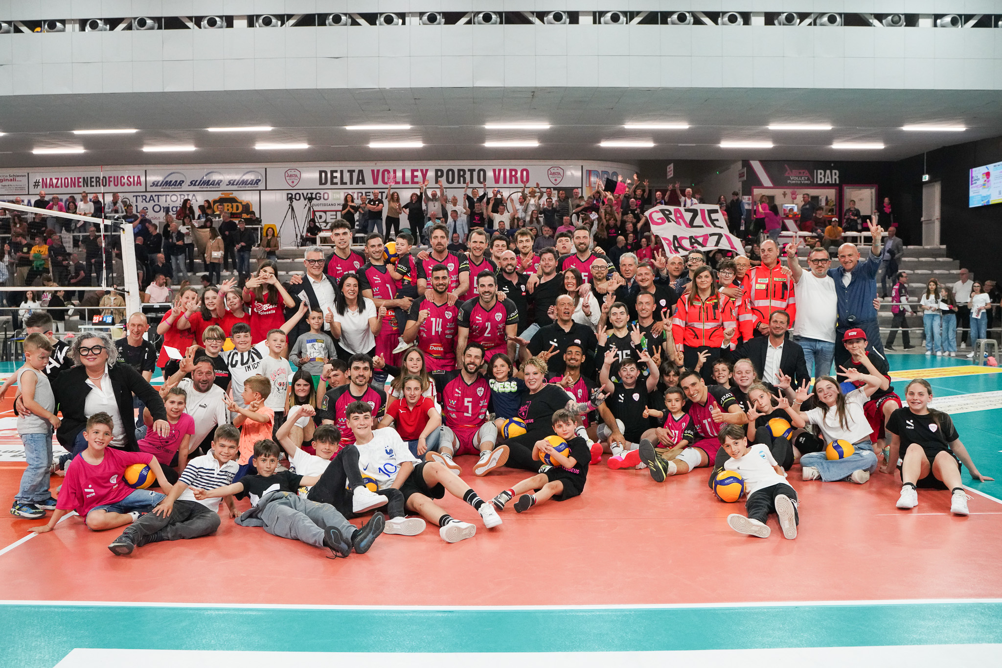 Coppa Italia - QF01 - Delta Group-Cuneo 3-1 - Festa nerofucsia