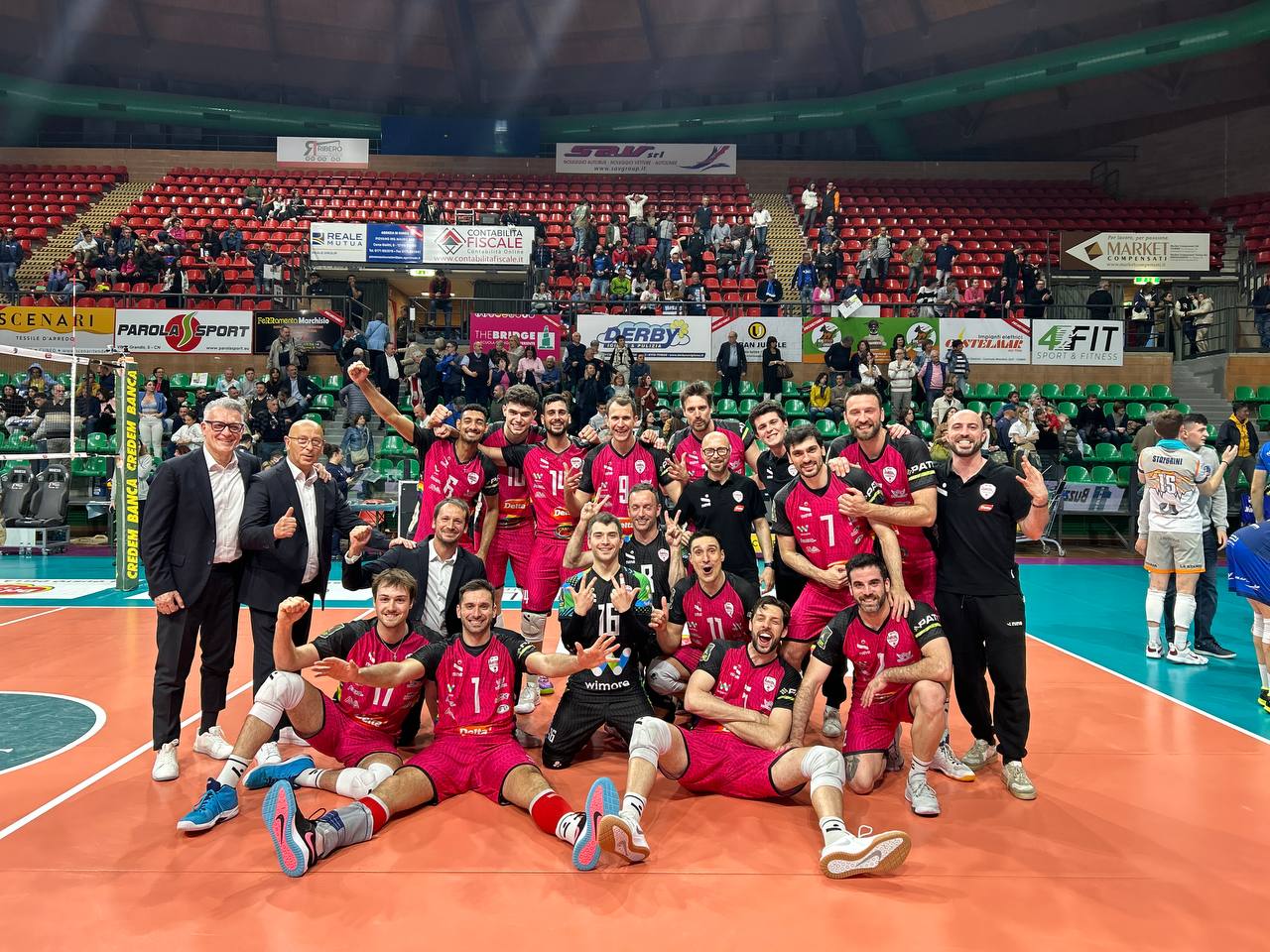 Coppa Italia - QF02 - Cuneo-Delta Group 1-3 - Festa nerofucsia