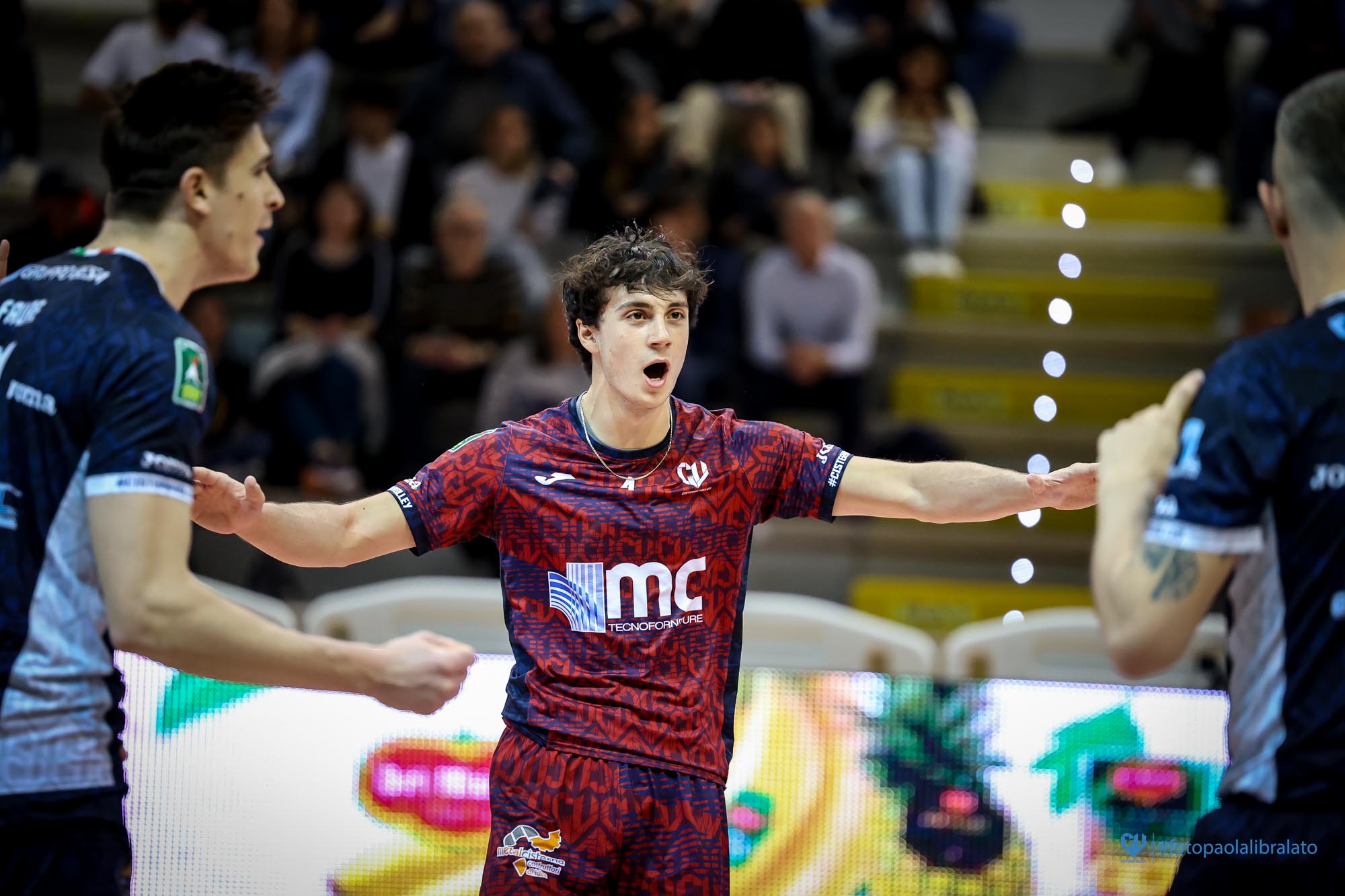 Finauri_V_20240410_5P_CISTERNA-PADOVA_RID_017