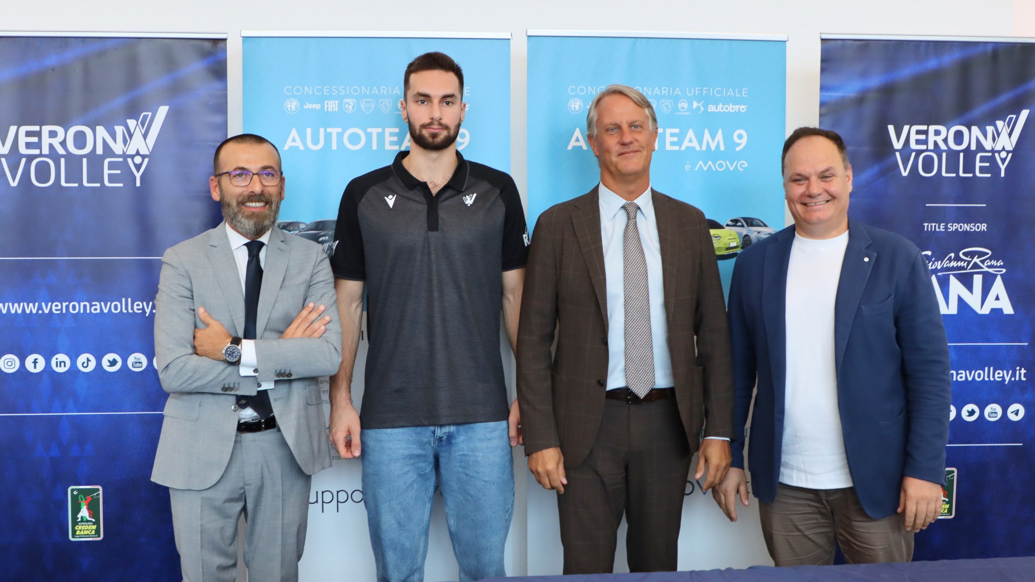 Konstantin Abaev si presenta ufficialmente presso la sede di Autoteam9