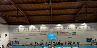 LA SIECO SI FERMA A SORRENTO. VINCONO I PADRONI DI CASA 3 SET A 0.