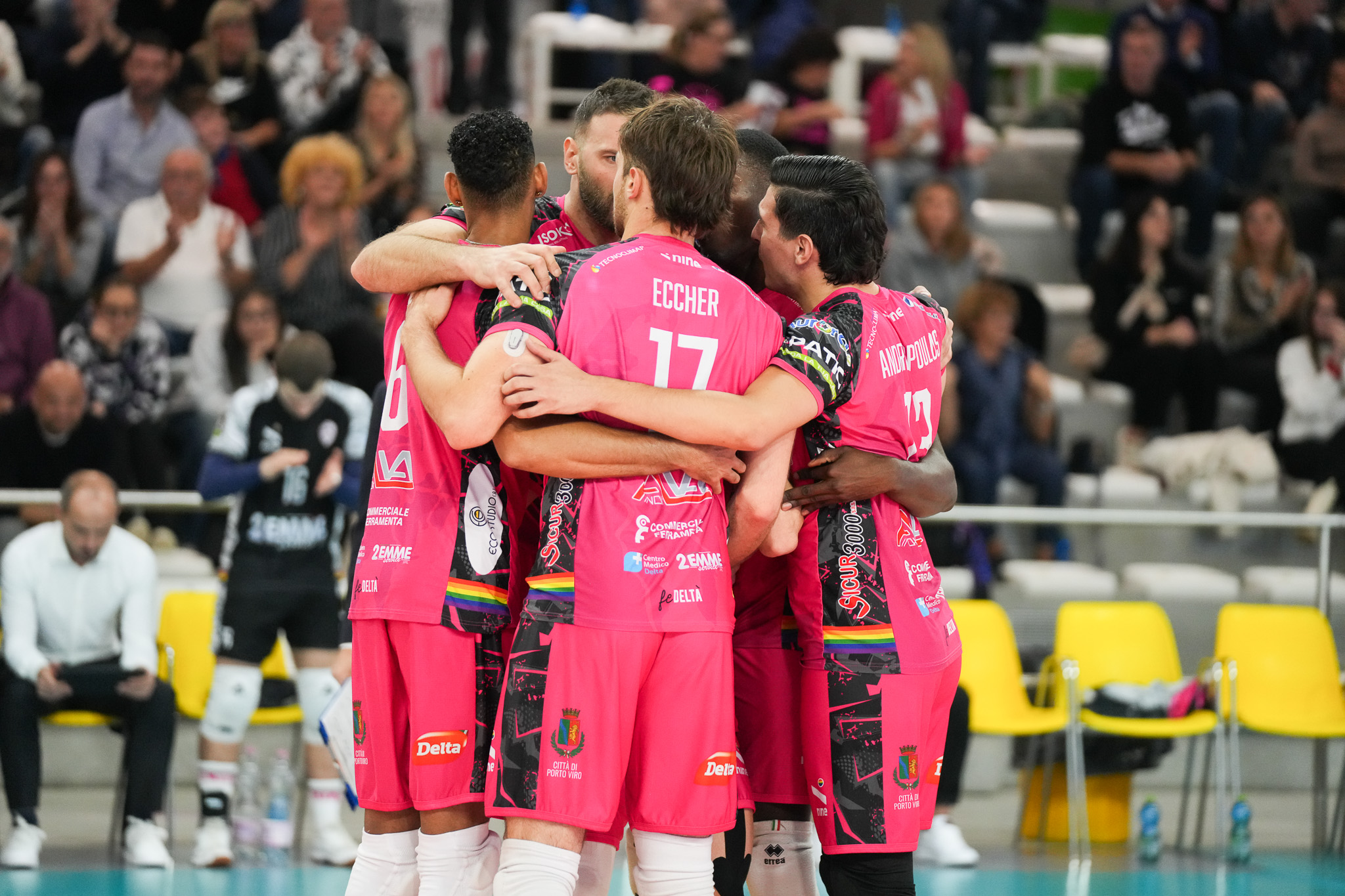06. Delta Group-Aversa - Delusione nerofucsia