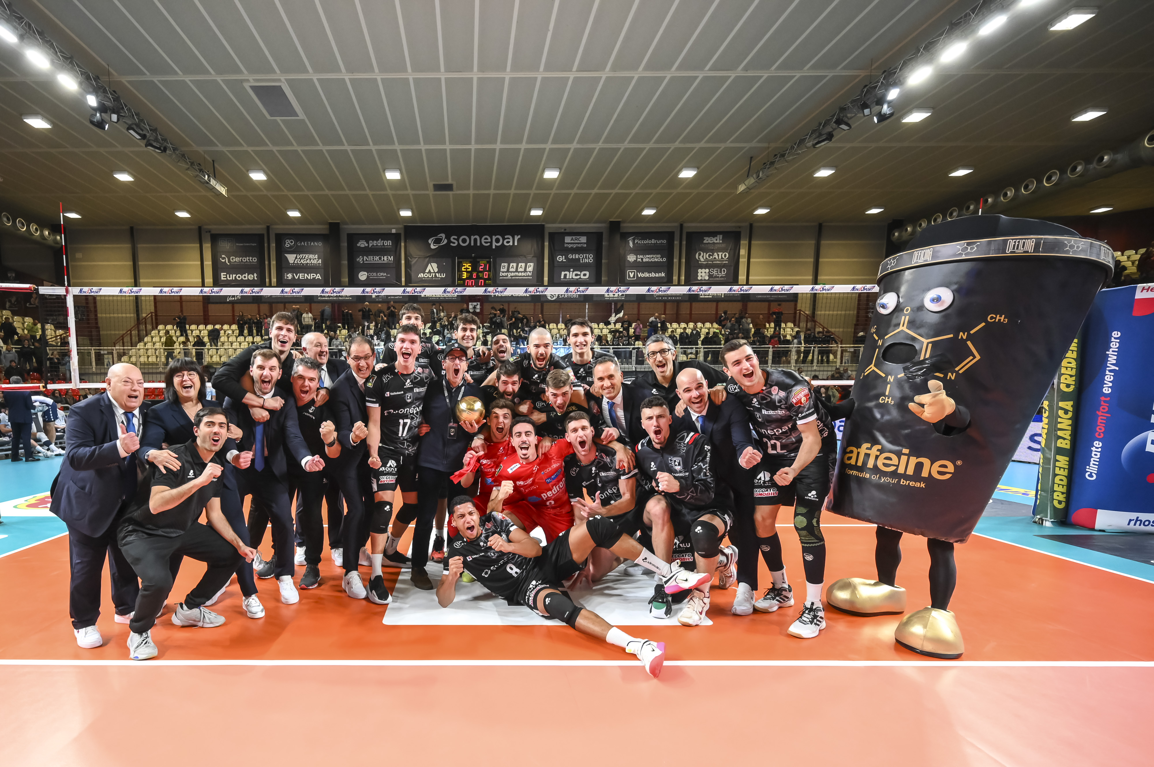 ALE_8912