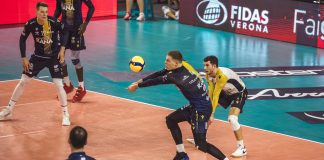 Che battaglia nell’anticipo: Verona cede solo al tie-break con Modena