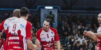 Biancorossi per la prima volta solitari in vetta alla classifica.