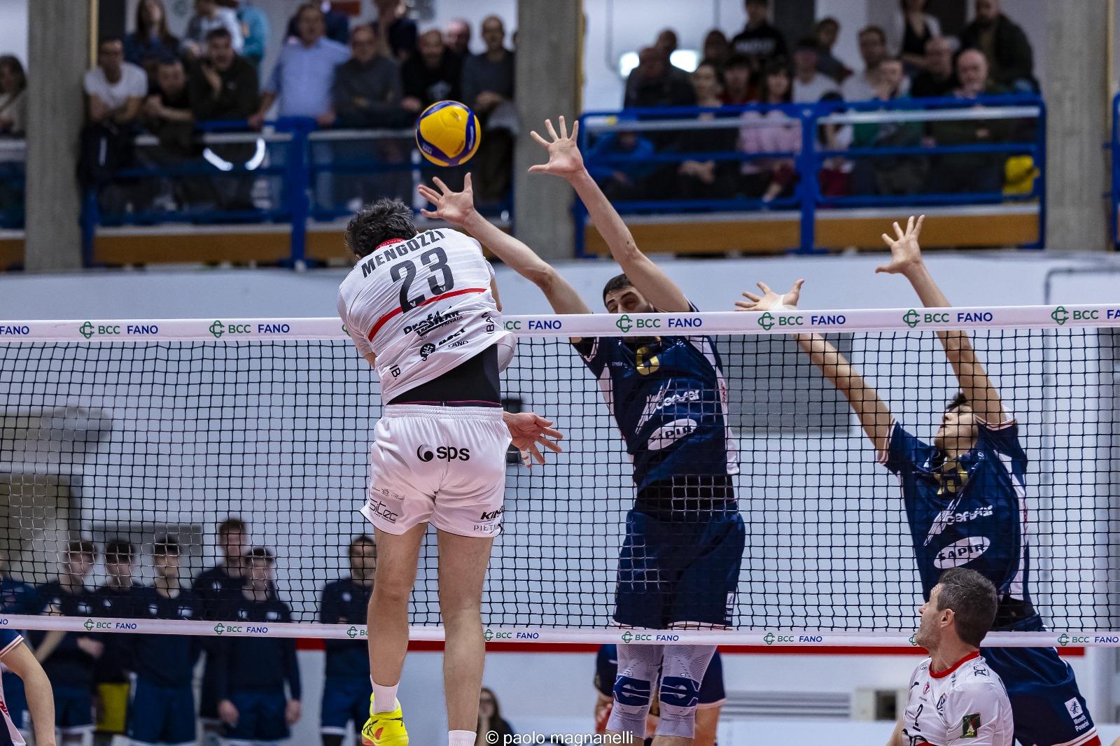 Mengozzi in attacco contro Ravenna