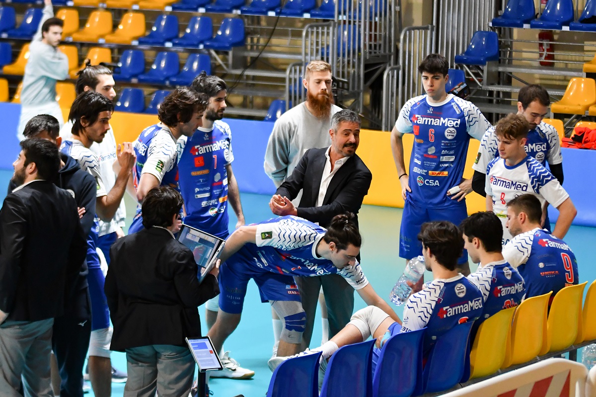 Un time-out della Gabbiano Farmamed nel match contro la Sarlux Sarroch