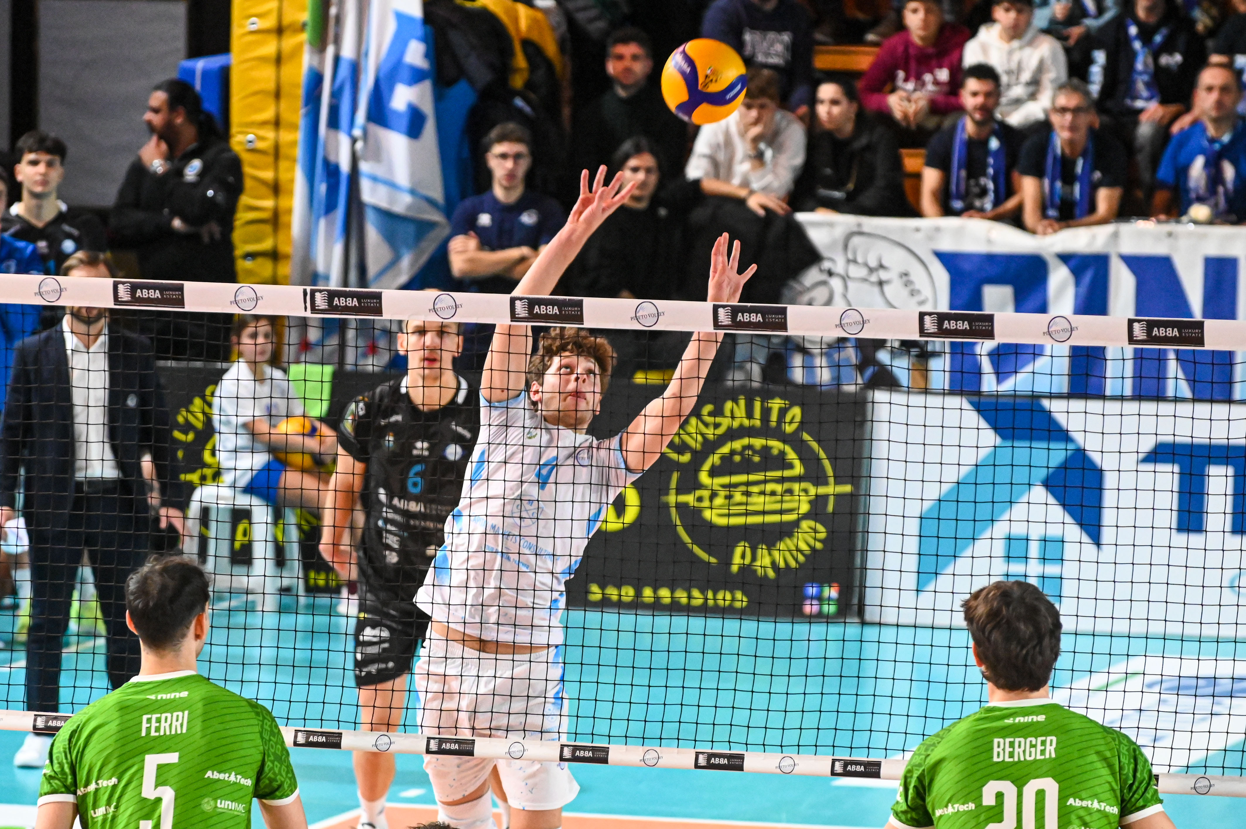 Abba Pineto Volley v Banca Macerata Fisiomed - Serie A2 CREDEM BANCA