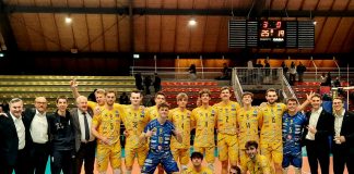 Tinet back home with three points