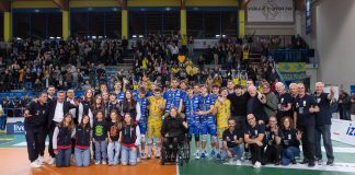 Tinet atop the standings