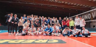 Belluno, buona la prima nei playoff in una VHV Arena bollente