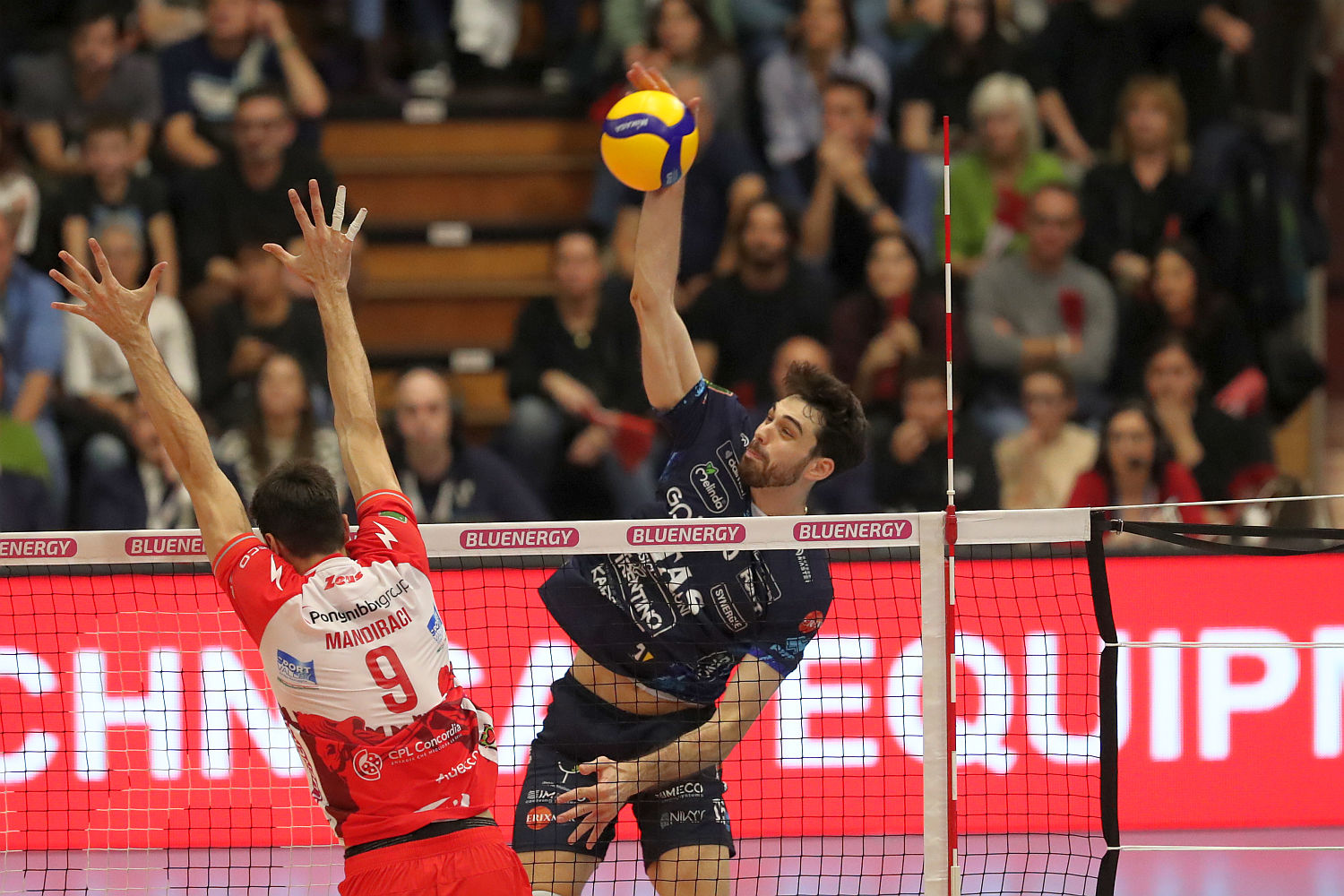 Daniele Lavia in attacco nel precedente stagionale a Piacenza del 17 novembre 2024