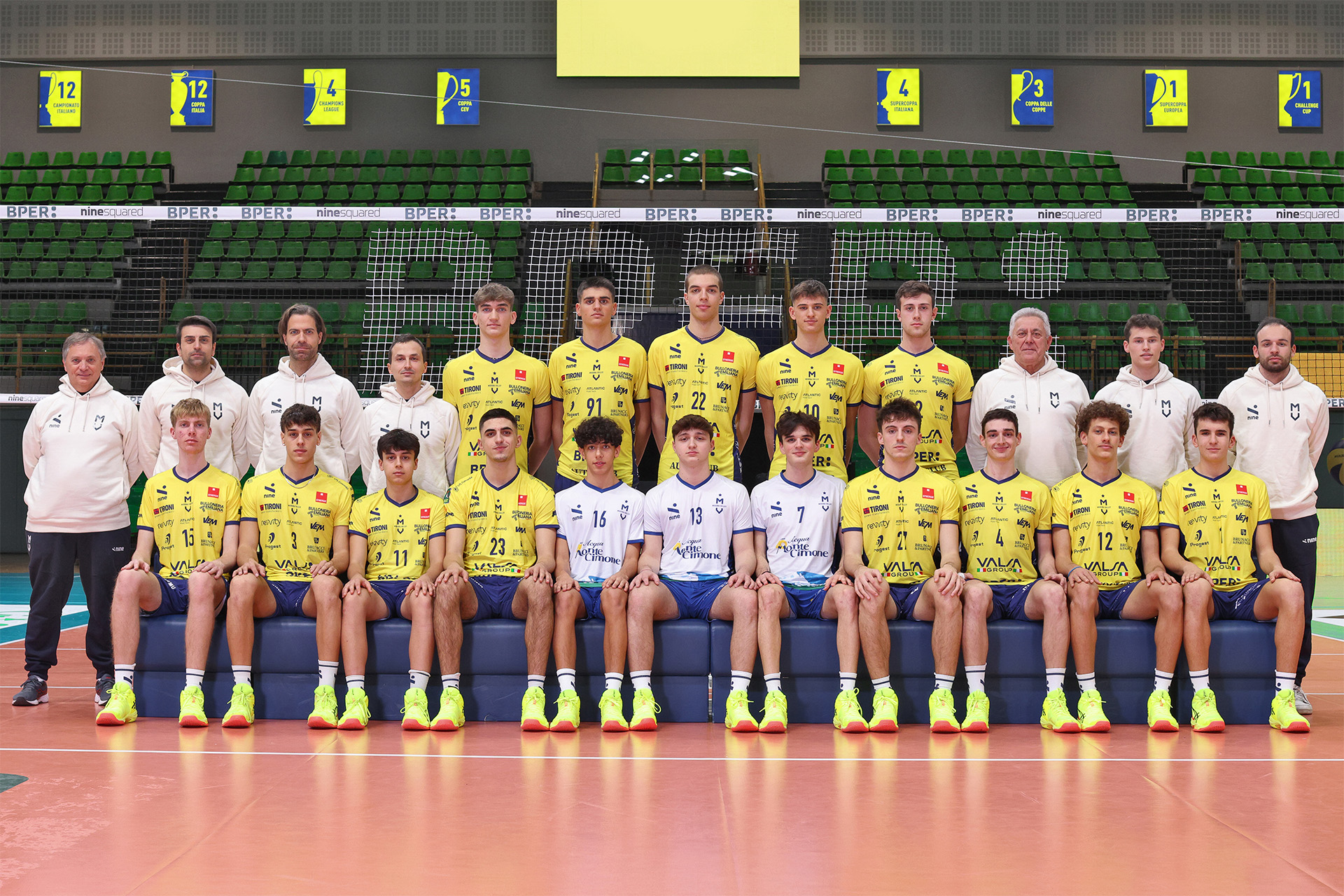 MV U19