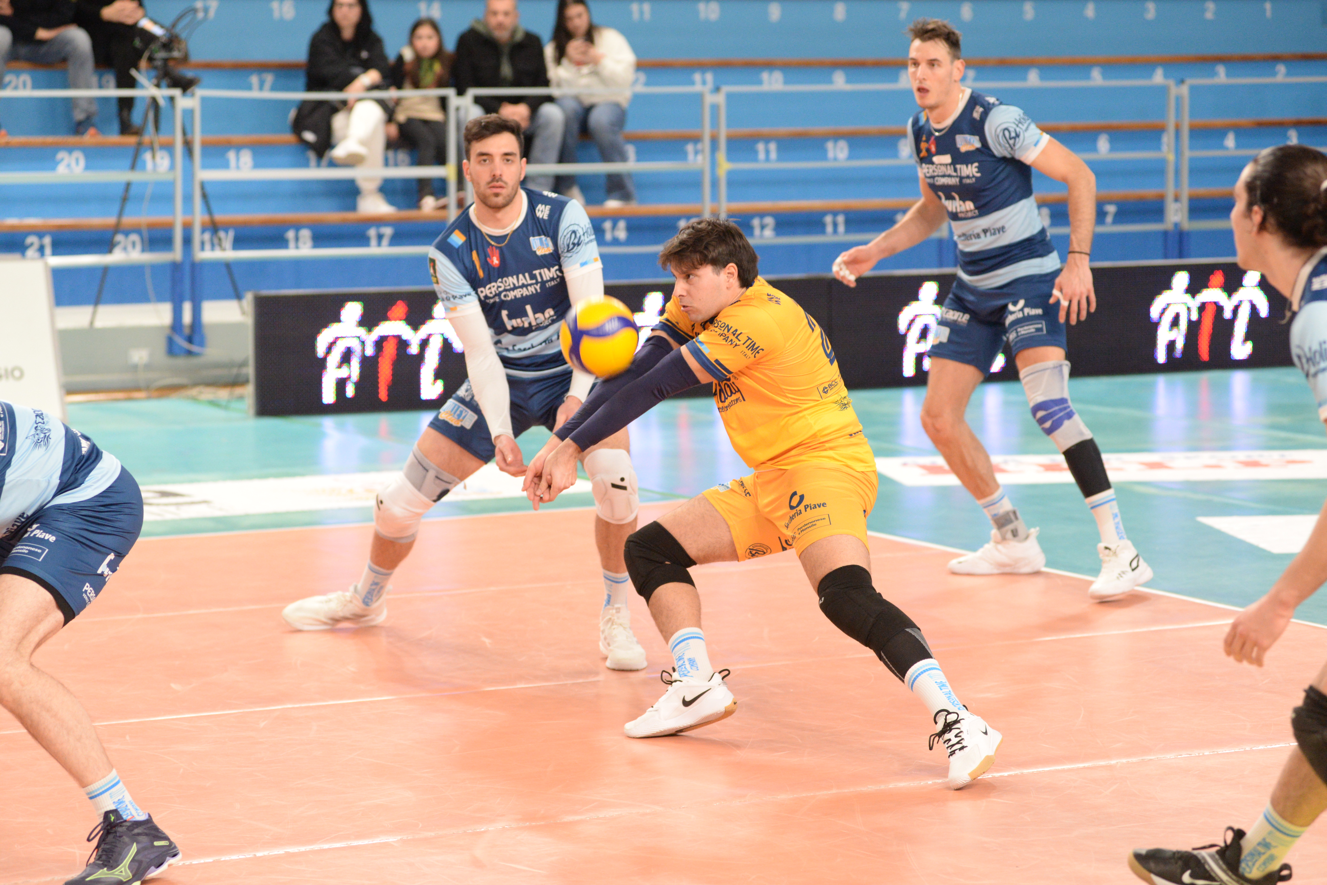 Iannelli in ricezione