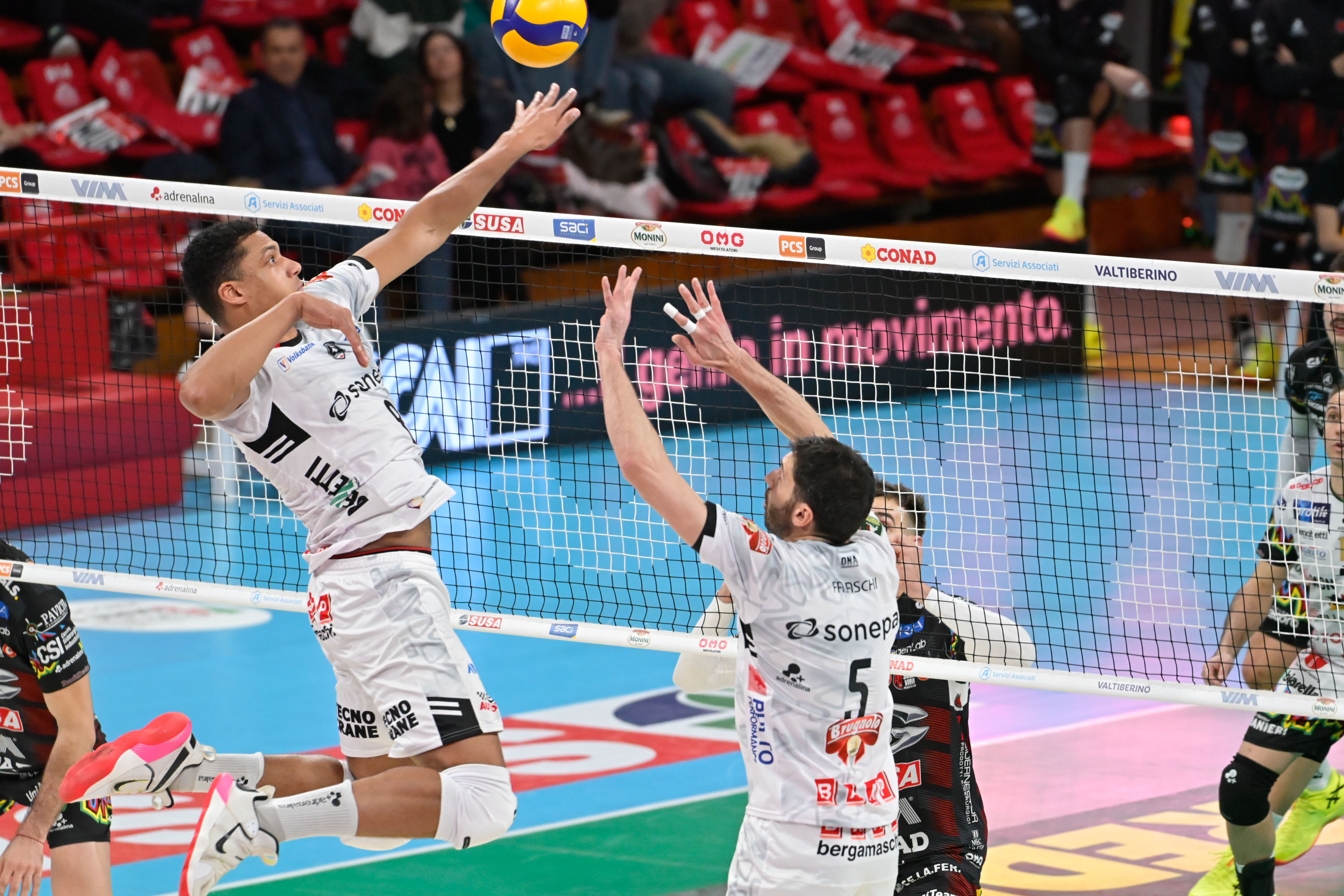 L'attacco di Fabian Plak