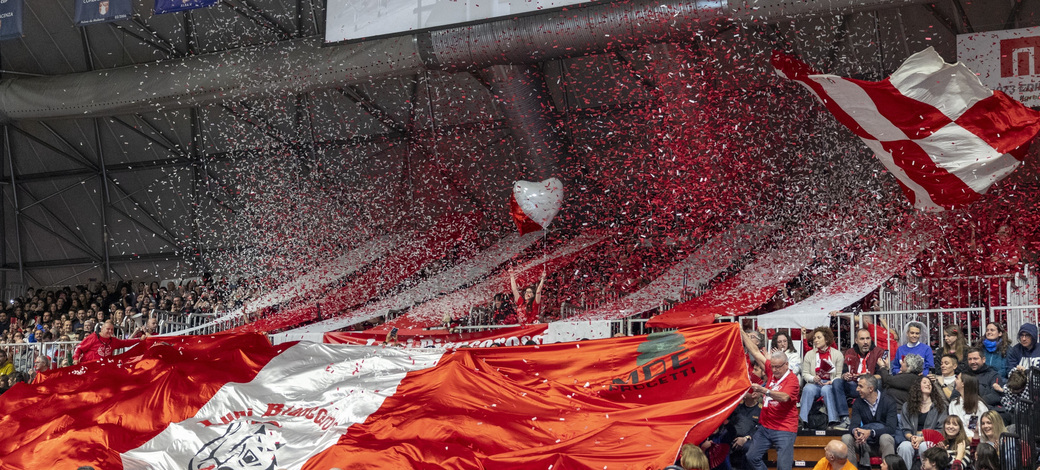 Volley_Piacenza_Bandierone_29-07-2025
