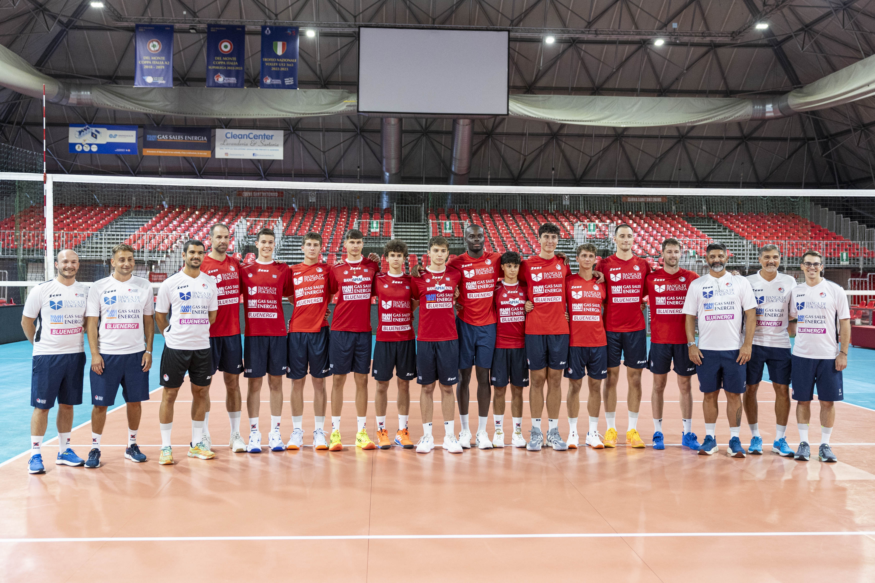 Volley_Piacenza_Foto_Gruppo_Primo_Giorno_25-08-2025
