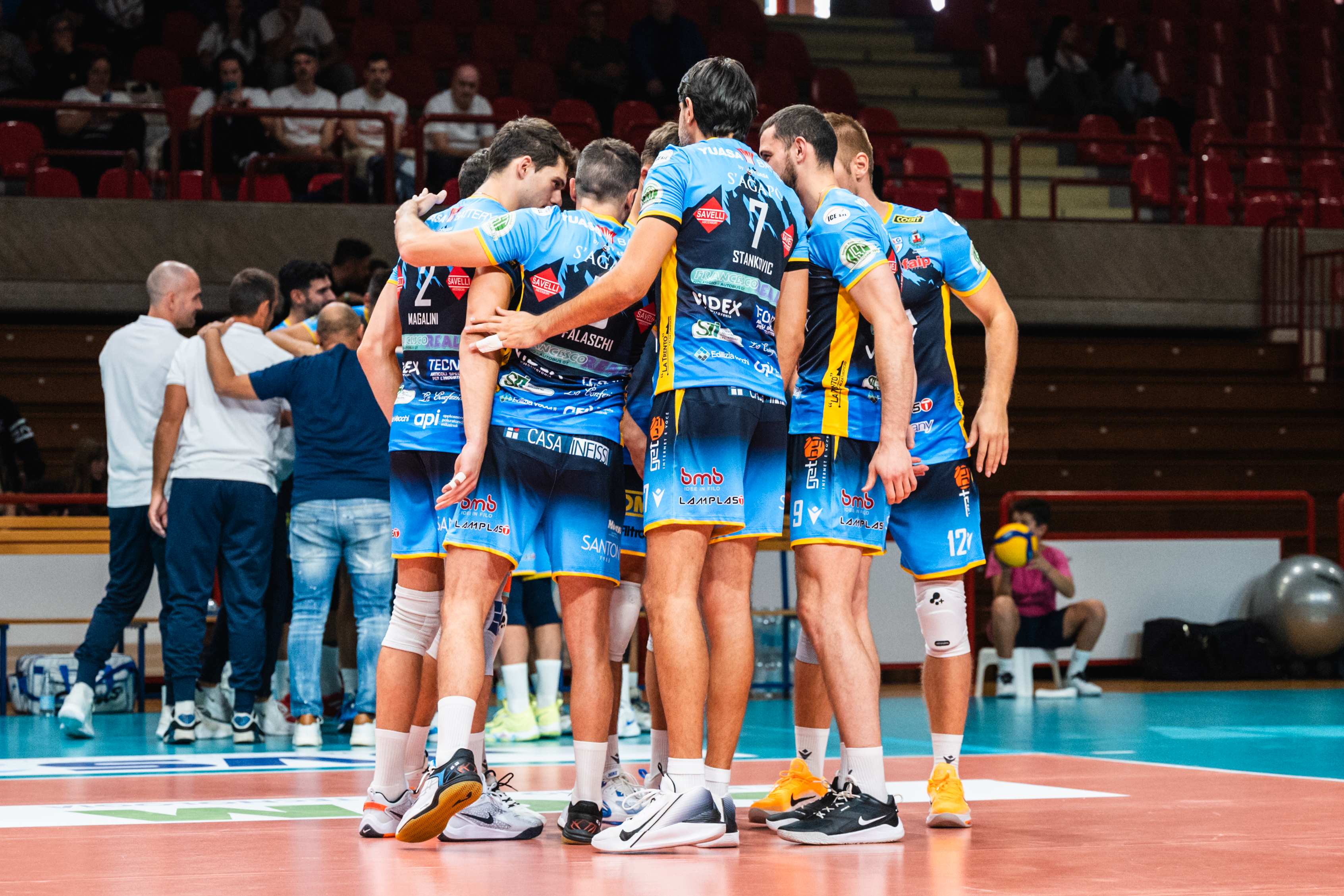 JVC abbraccio