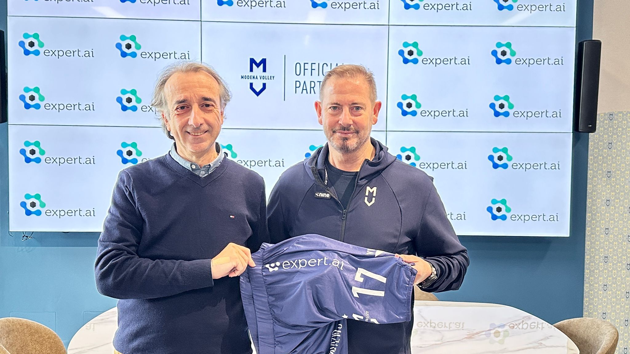 MV Expert.ai