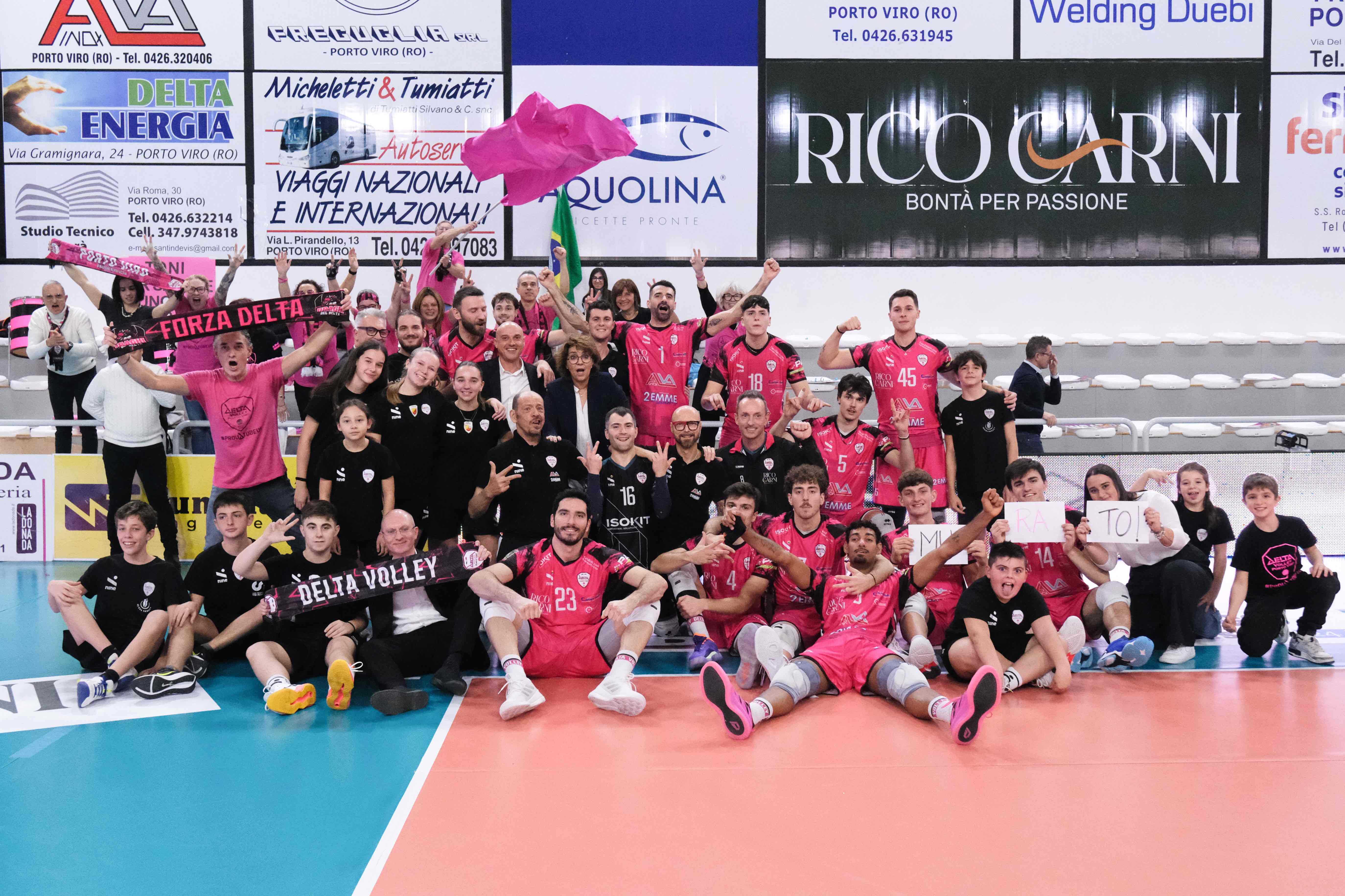 10. Alva Inox 2 Emme Service-Taranto 3-0 - Festa nerofucsia
