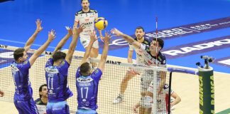 Harakiri Yuasa, Monza rimonta e si prende la vittoria