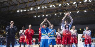 I biancorossi lottano ma vince Modena al tie break.