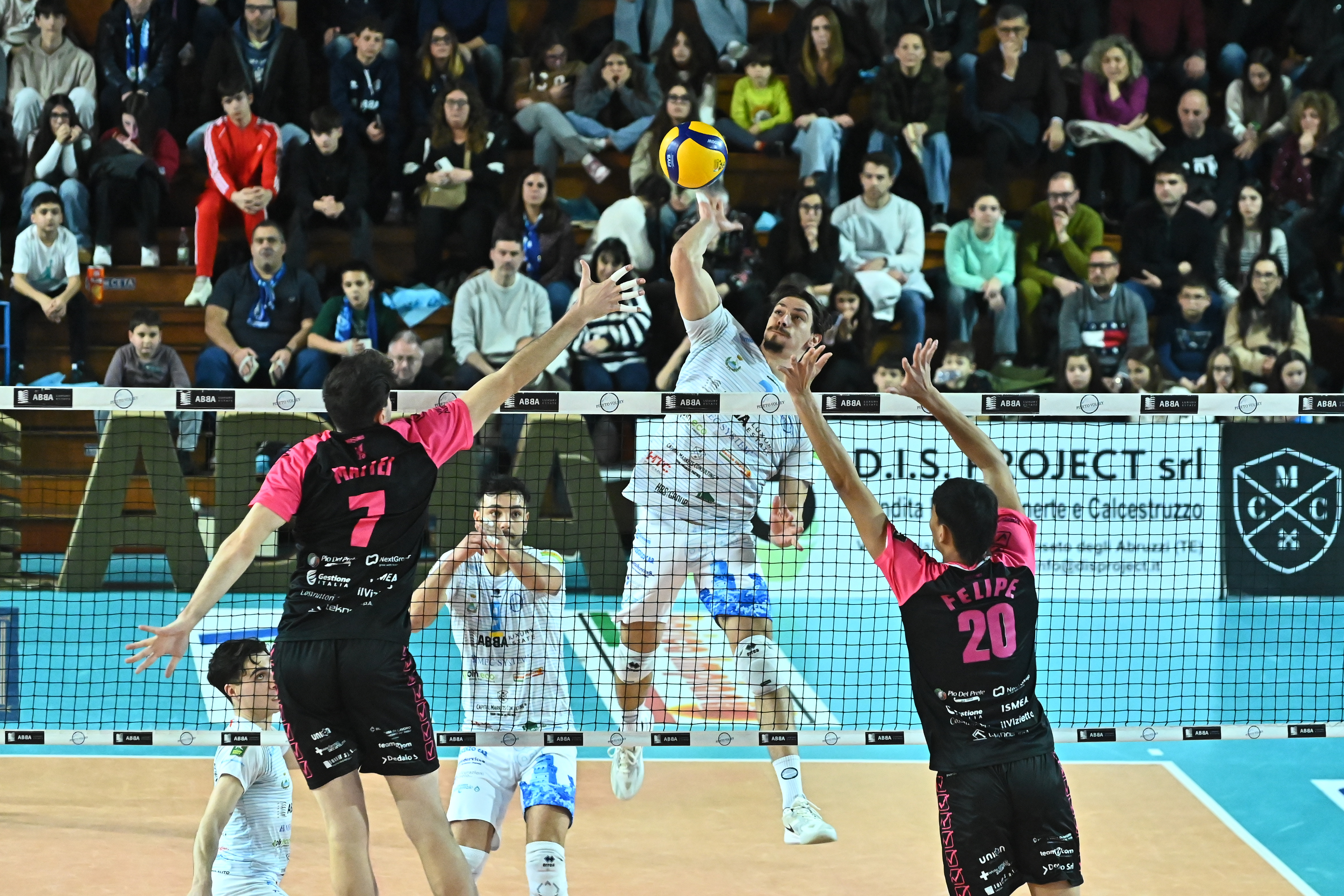 Abba Pineto Volley v Virtus Aversa - Serie A2 Credem Banca