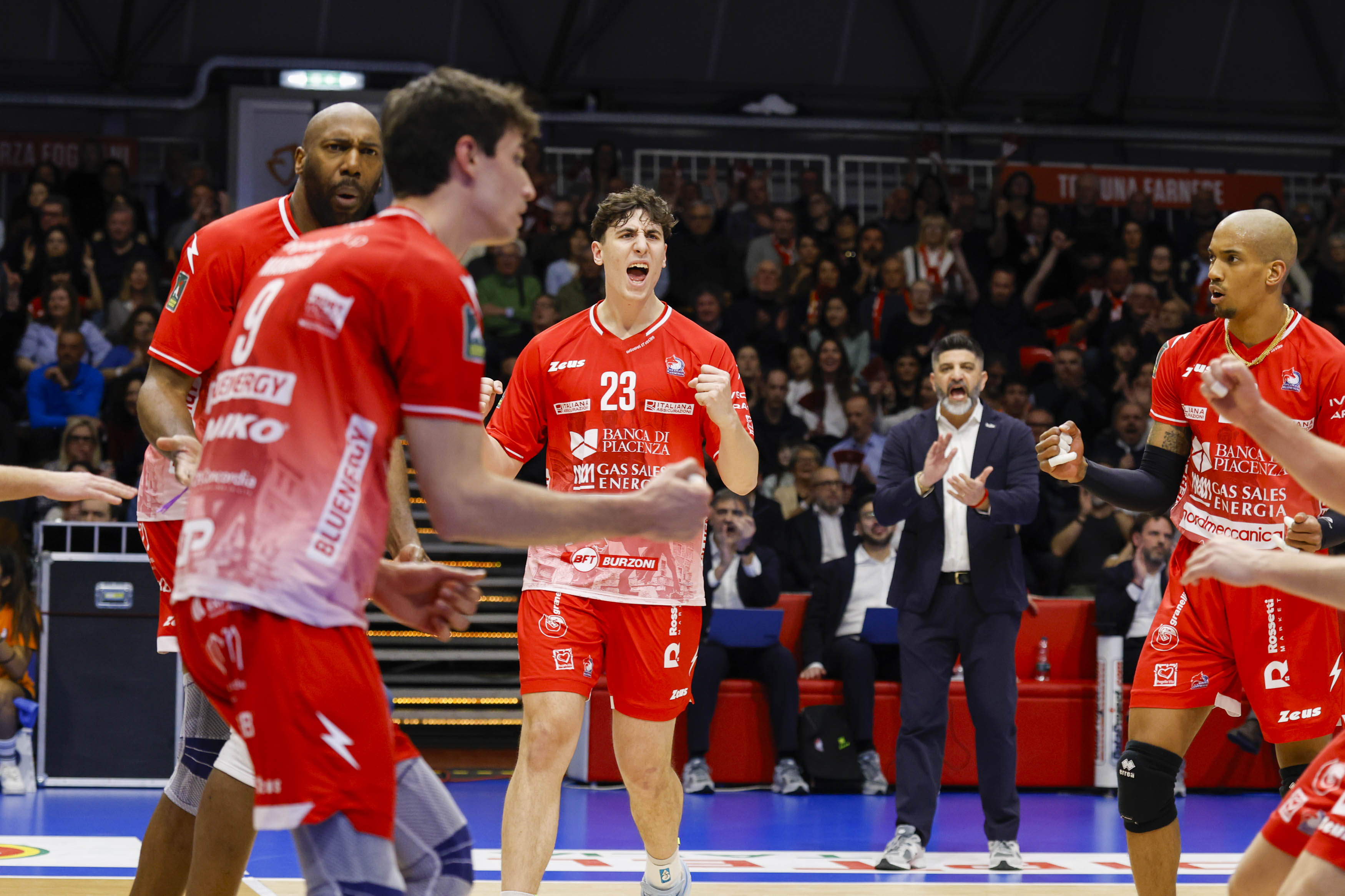 Volley_Piacenza_Gruppo_Esultanza_04-04-2026