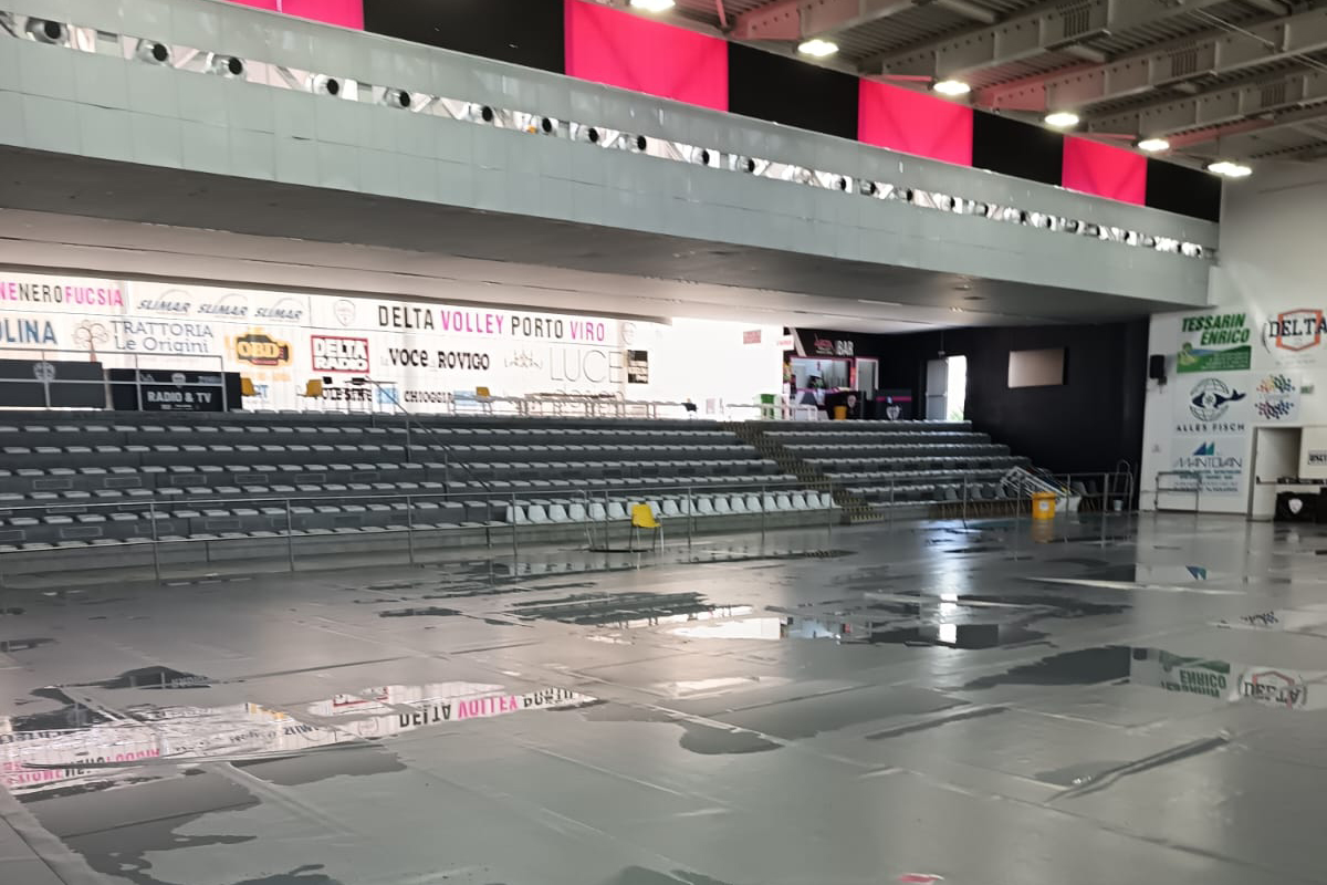 Palasport Allagato