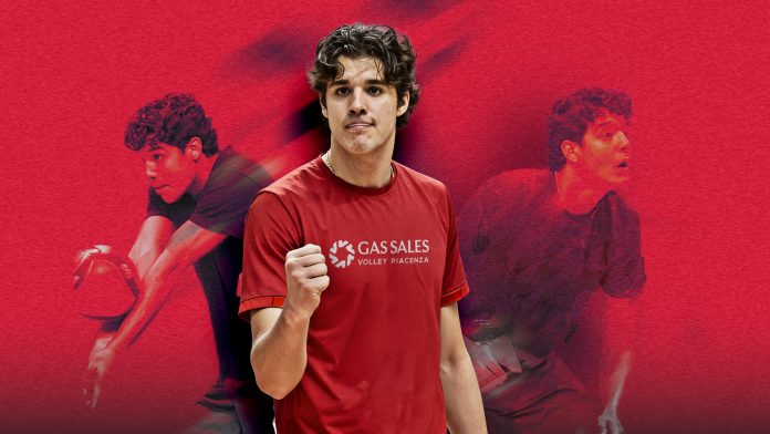 Lo schiacciatore Manuel Zlatanov torna a vestire il biancorosso.